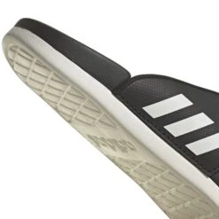 ADIDAS Women's Adilette Comfort Flip-Flops -Sorel Shop 2085091 001 alt7